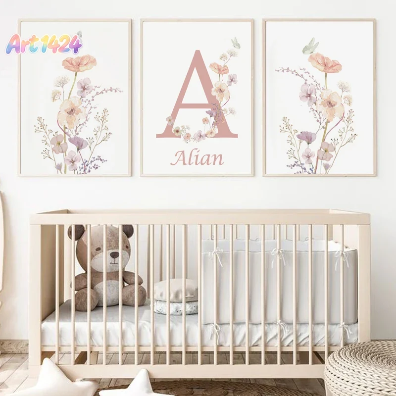 Baby Nursery Name Wall Art - ภาพตกแต่งห้องเด็กผู้หญิงลายดอกไม้สีชมพู พร้อมชื่อส่วนตัว ภาพโปสเตอร์ตกแต่งบ้าน ภาพวาดบนผ้าแคนวาสสำหรับตกแต่งผนังห้องนอนเด็ก